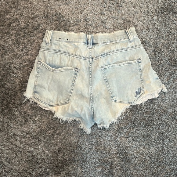 Jean Shorts Ripped - Picture 3 of 3